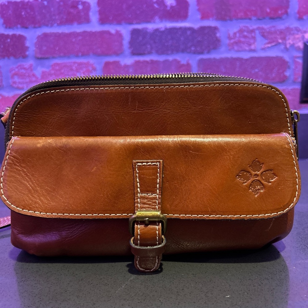 Patricia Nash leather crossbody purse handbag